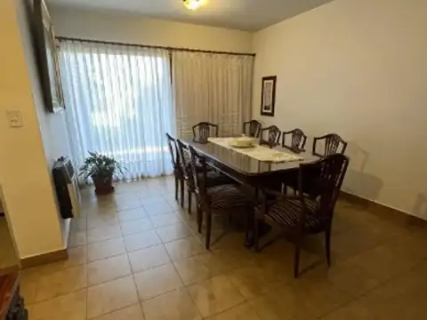 Casa en Venta en Marcos Paz, USD 280.000