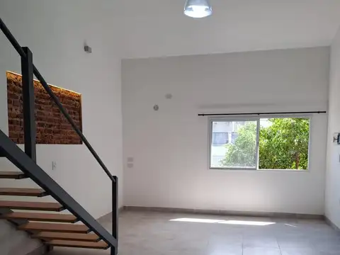 Departamento en Alquiler en Bella Vista, $ 650.000