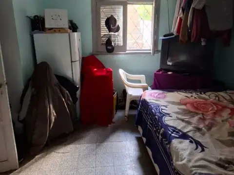 Casa en Jose Marmol estilo Americano