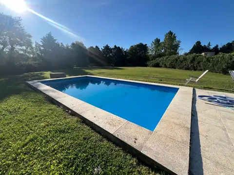 Casa 3 ambientes con 2 baños