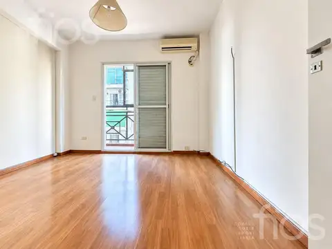 VENTA DEPARTAMENTO 2 DORMITORIOS CON BALCON EN BARRIO CENTRO