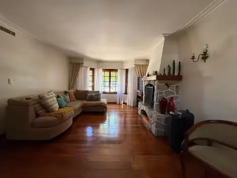 Casa en Venta de 5 dormitorios