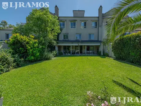 Departamento en Venta con 2 cocheras