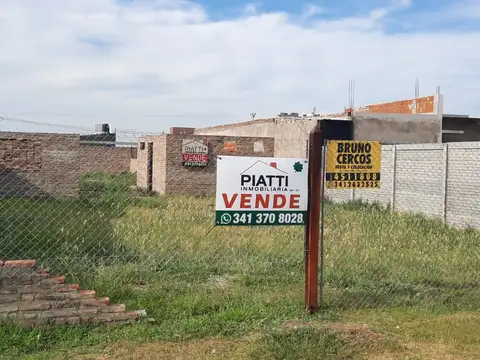 TERRENO EN FINCAS DEL ROSEDAL. BARRIO ABIERTO RESIDENCIAL.