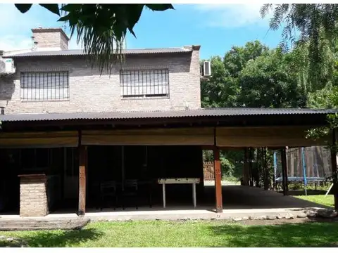 Casa 4 ambientes con 3 baños