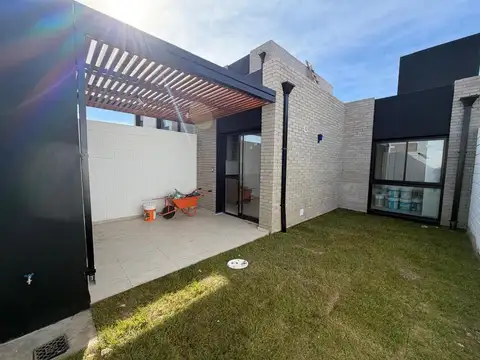 Depto Tipo Casa en Venta de 2 dormitorios