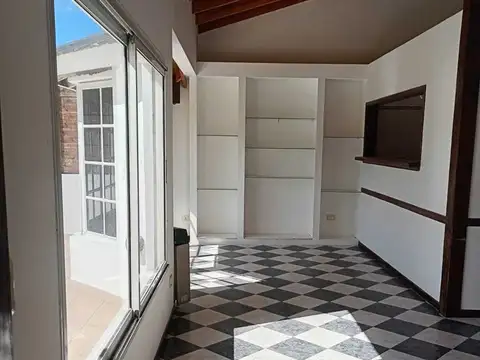 Av Alvear 2200