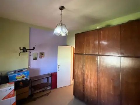 Casa en venta en José León Suarez!