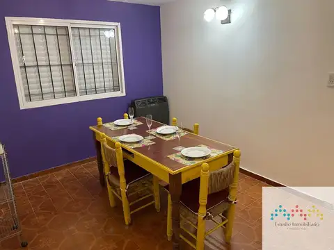 Casa en Alquiler Temporal con 1 cochera