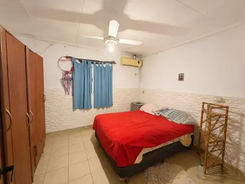 Casa 3 ambientes con 1 baño