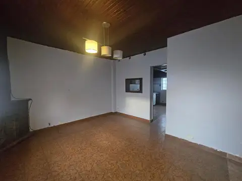 El Indio al 100, E/ Moreno y Potosí
