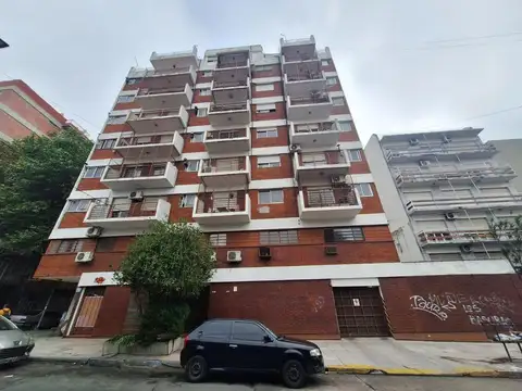 ALQUILER DEPTO SEMIPISO  DOS AMB CON COCHERA SAN MARTIN
