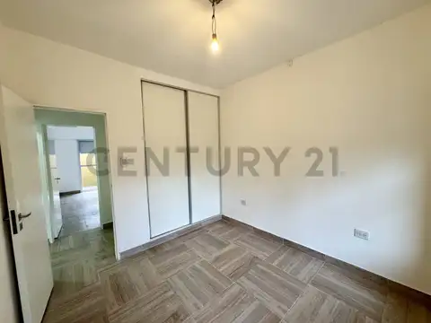 Eva duarte 2800, Piso 0