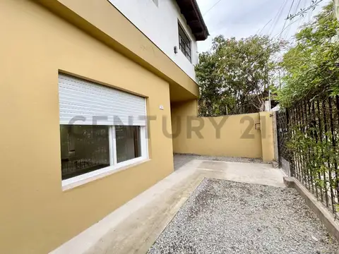 Casa en Venta en Bella Vista | 3 Dormitorios | A Nueva | Acepta Vehículo y Financiación