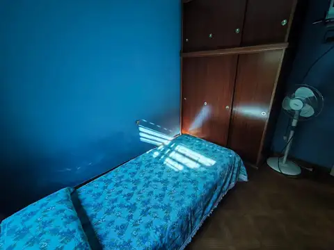 Depto Tipo Casa en Venta 50 años