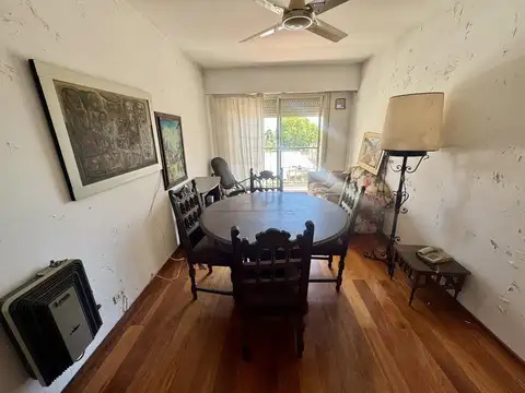 Salta  al 1300- Piso 5 -Departamento C