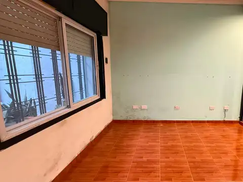 Depto Tipo Casa en Alquiler 52 años