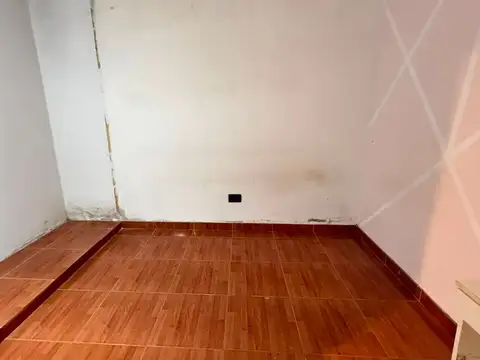 Depto Tipo Casa 4 ambientes con 2 baños