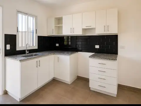 Casa en Venta en Belén de Escobar, USD 85.000