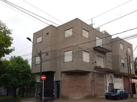 Departamentos en Venta en Castelar Norte