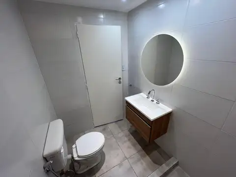 VENTA DEPARTAMENTO DOS AMBIENTES CASEROS PATIO Y TERRAZA APTO CREDITO
