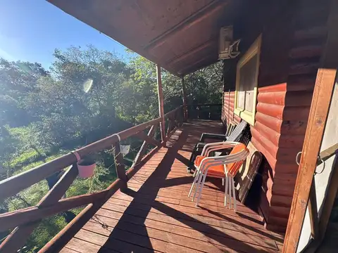 SE VENDE HERMOSA CABAÑA EN ARROYO LEYES