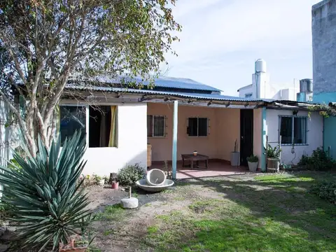 Juan Jose Castelli 700