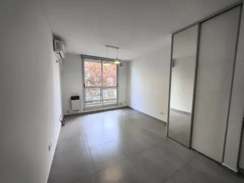Monoambiente con Balcón