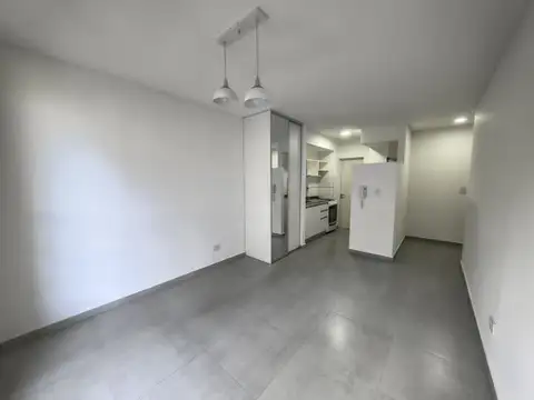 3 de Febrero 3093 , Piso 6