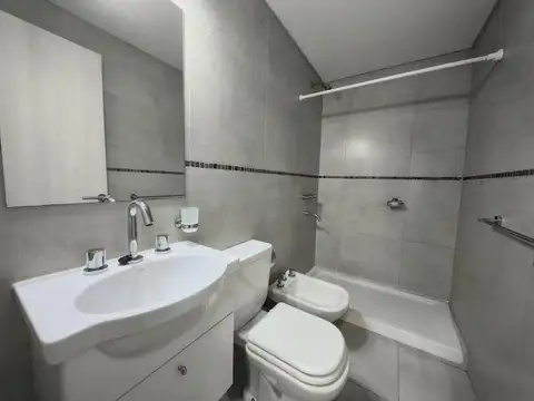3 de Febrero 3093 , Piso 6