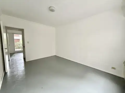 Departamento en Venta en Acassuso Vias  /  Santa Fe, USD 108.000