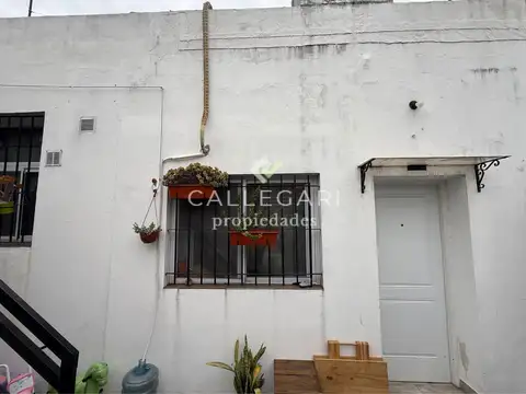 Depto Tipo Casa en Venta de 2 ambientes