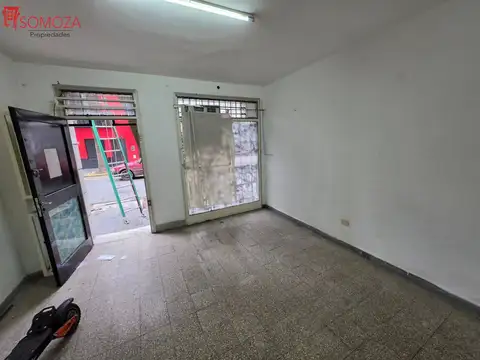 Local en Alquiler en Monserrat, $ 450.000