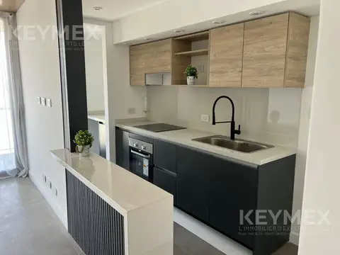 Av Felix Aguilar 2600