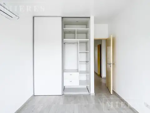 Casa en Alquiler Temporal con 1 cochera