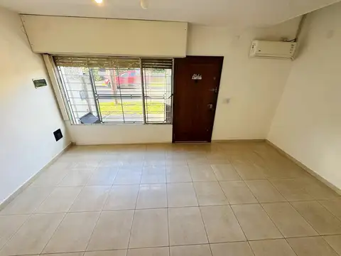Depto Tipo Casa en Venta 20 años