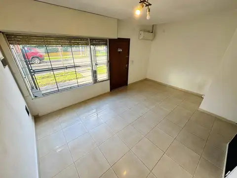 Depto Tipo Casa en Venta de 1 dormitorio