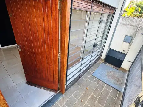 Castro Barros al 2600