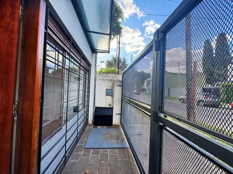 Depto Tipo Casa en Venta de 2 ambientes