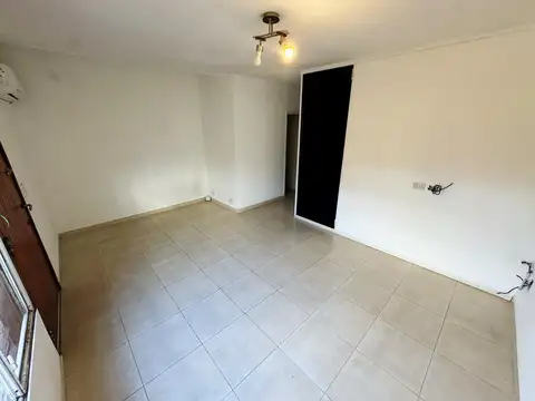 Depto Tipo Casa en Venta al Oeste