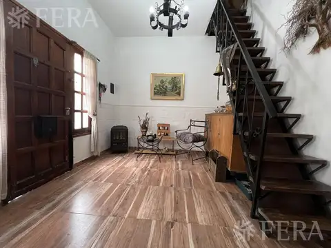 Depto Tipo Casa en Venta 50 años
