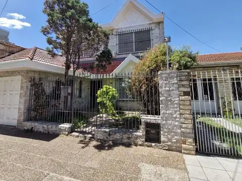 Excelente oportunidad de casa en lanús