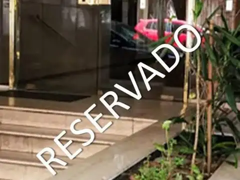 Excelente ubicación! Semipiso de categoría en Recoleta, 