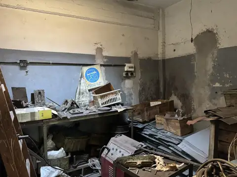 Galpon en Venta 10  mts Frente