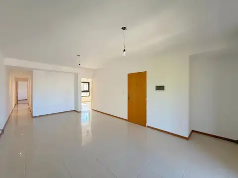 Venta Departamento 2 dormitorios con cochera en Echesortu