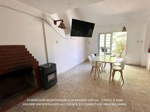 Casa 5 ambientes con 3 baños