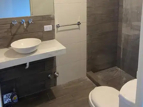 Casa en venta - 3 Dormitorios 2 Baños - Malvinas Argentinas