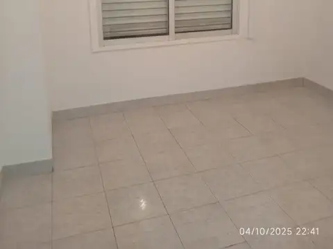 Departamento en Alquiler en Liniers, $ 650.000