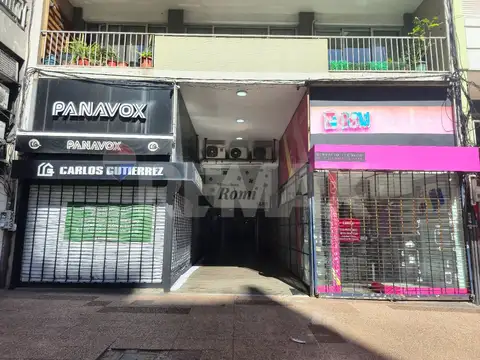 Local en Venta 67 años