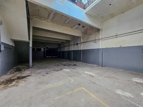 Galpon en Alquiler 8  mts Frente